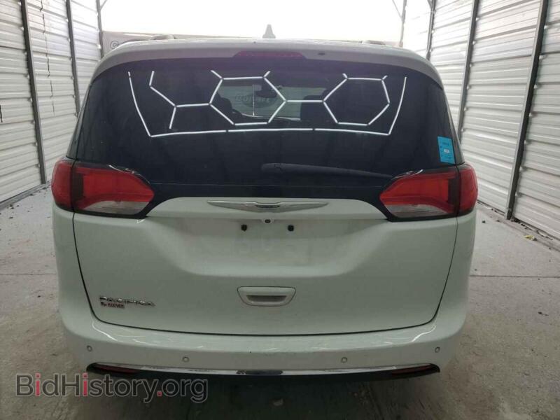 2017 Chrysler PACIFICA (VIN 2C4RC1BG3HR621605) — photo 6 of 13