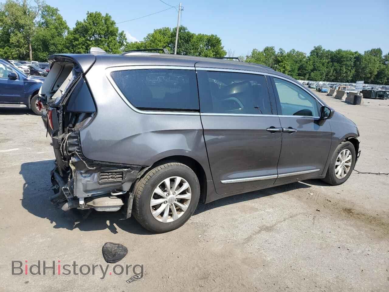 2017 CHRYSLER PACIFICA - VIN: 2C4RC1BGXHR739439 - Фото 3