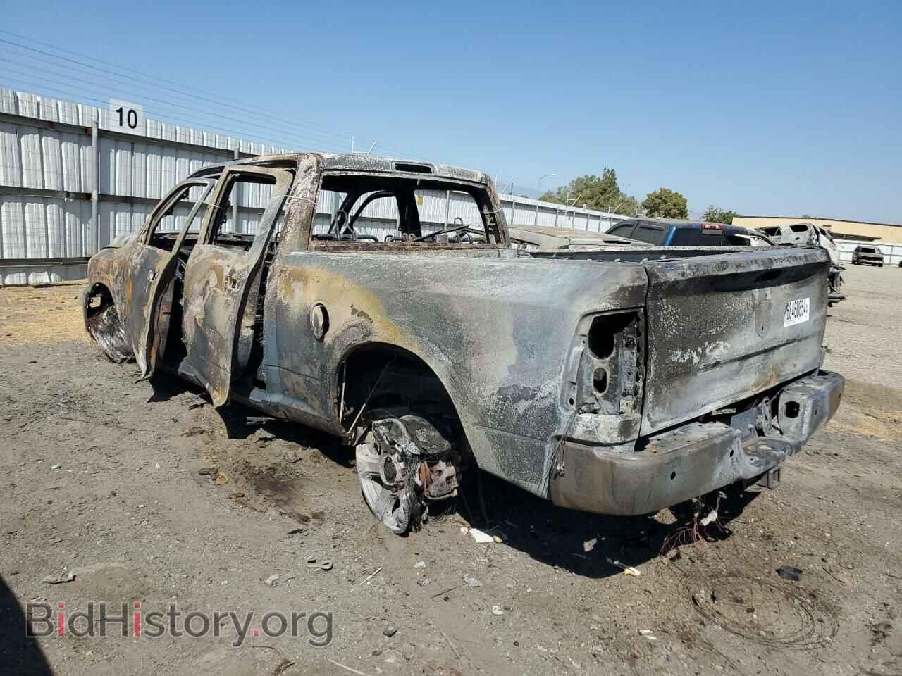 2018 RAM 2500 - VIN: 3C6UR5FL5JG192526 - Photo 2
