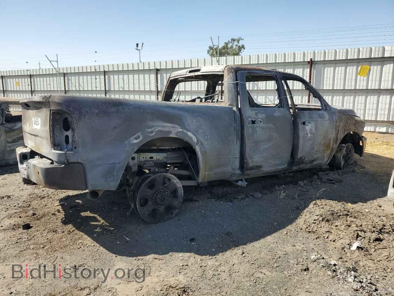 2018 RAM 2500 - VIN: 3C6UR5FL5JG192526 - Photo 3