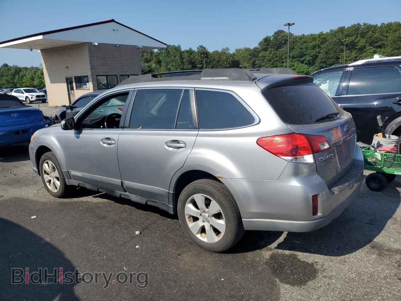 2011 SUBARU OUTBACK - VIN: 4S4BRBGC1B3310262 - Фото 2