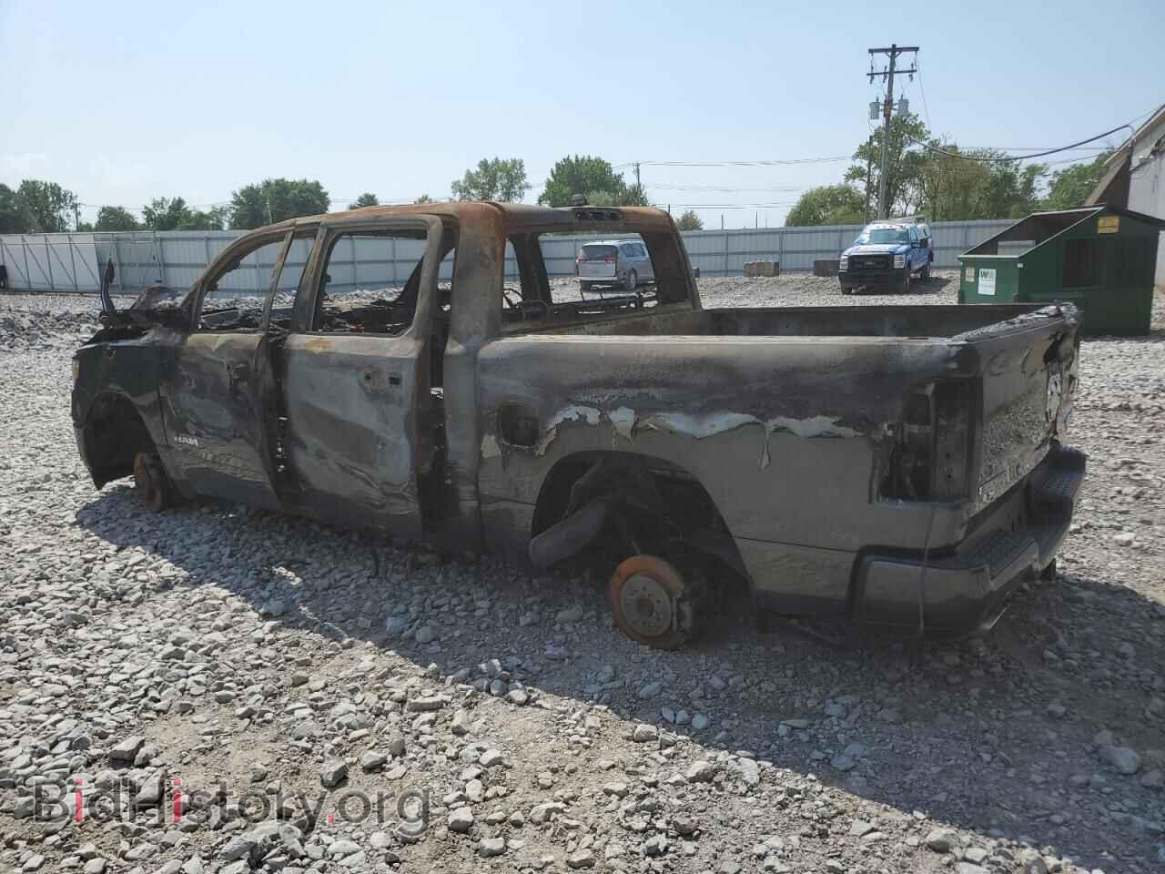 2019 RAM 1500 - VIN: 1C6SRFFTXKN719322 - Фото 2
