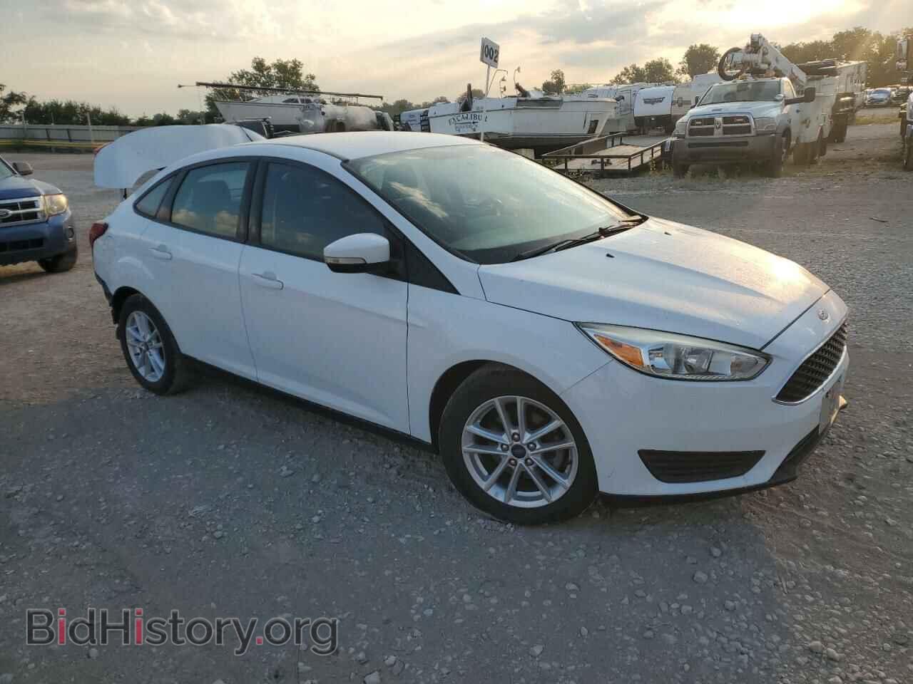2016 FORD FOCUS - VIN: 1FADP3F2XGL341220 - Фото 4