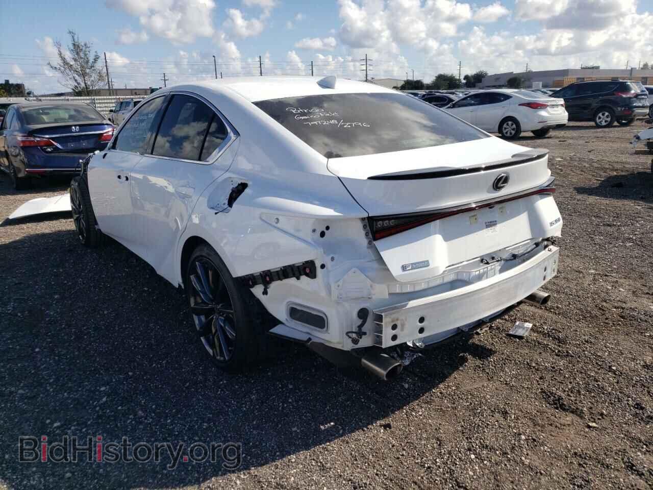 2021 LEXUS IS - VIN: JTHGZ1B28M5047809 - Фото 3