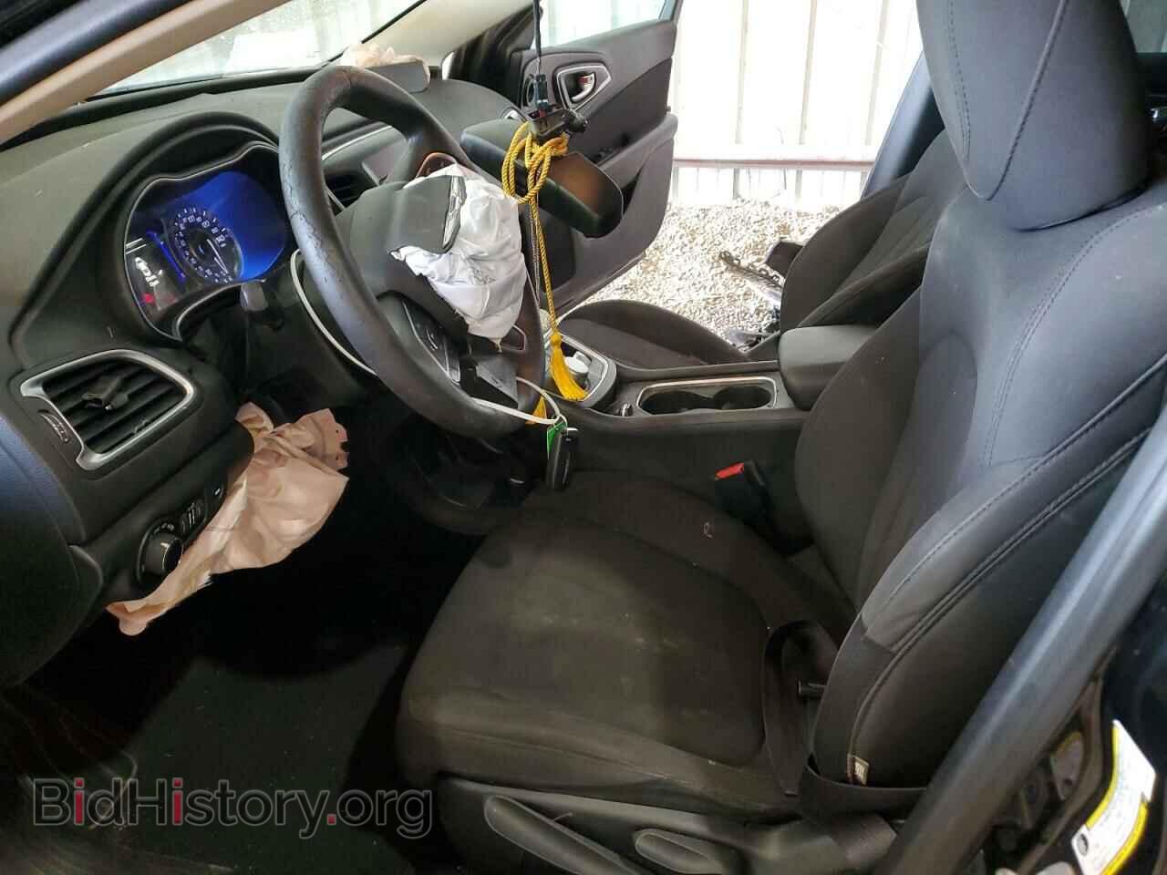 2016 CHRYSLER 200 - VIN: 1C3CCCAB8GN166421 - Фото 7