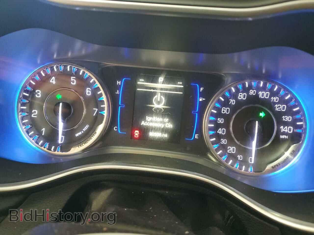 2016 CHRYSLER 200 - VIN: 1C3CCCAB8GN166421 - Фото 9