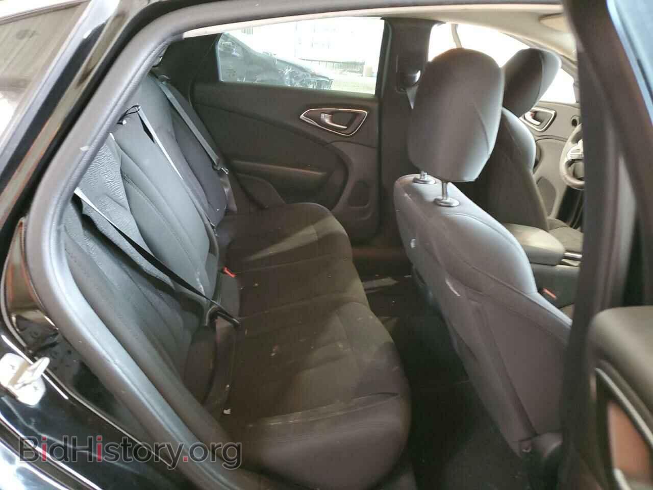2016 CHRYSLER 200 - VIN: 1C3CCCAB8GN166421 - Фото 10