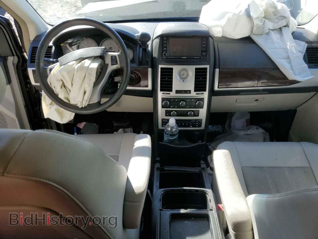 2010 CHRYSLER MINIVAN - VIN: 2A4RR8DX1AR422248 - Фото 8