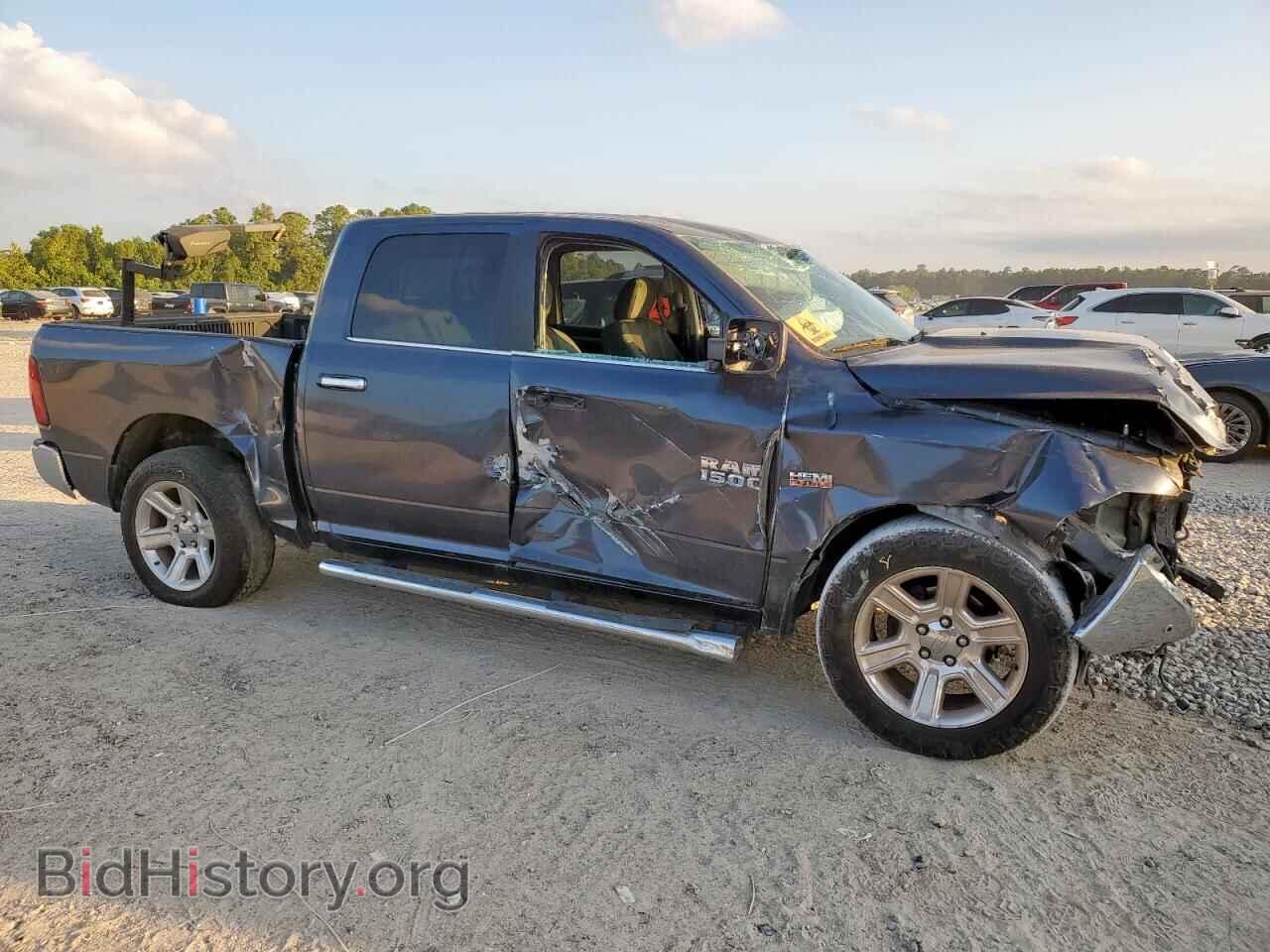 2017 RAM 1500 - VIN: 1C6RR6LT3HS646100 - Photo 4