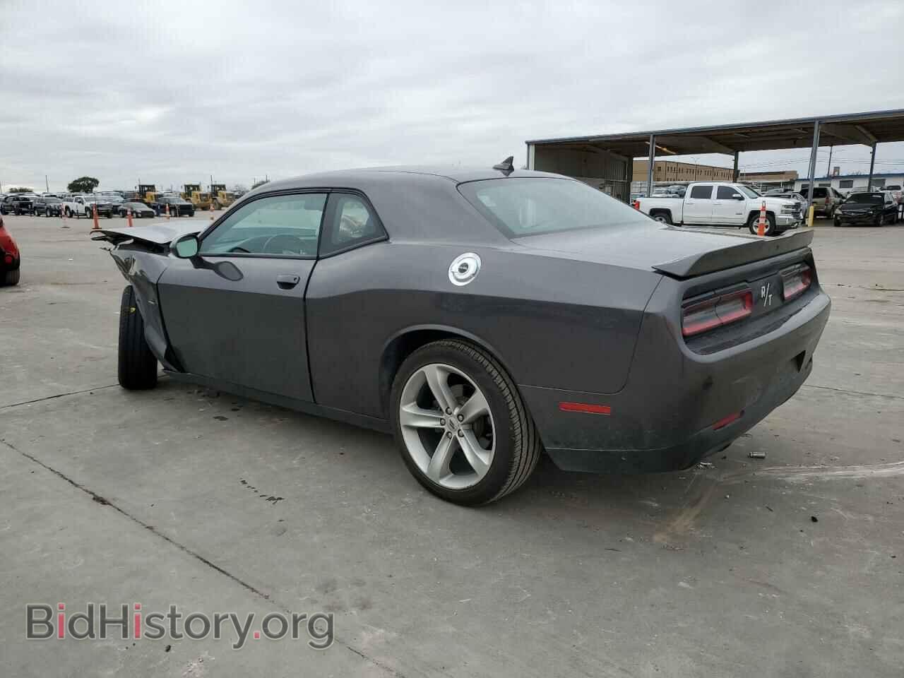 2018 DODGE CHALLENGER - VIN: 2C3CDZBTXJH199329 - Фото 2