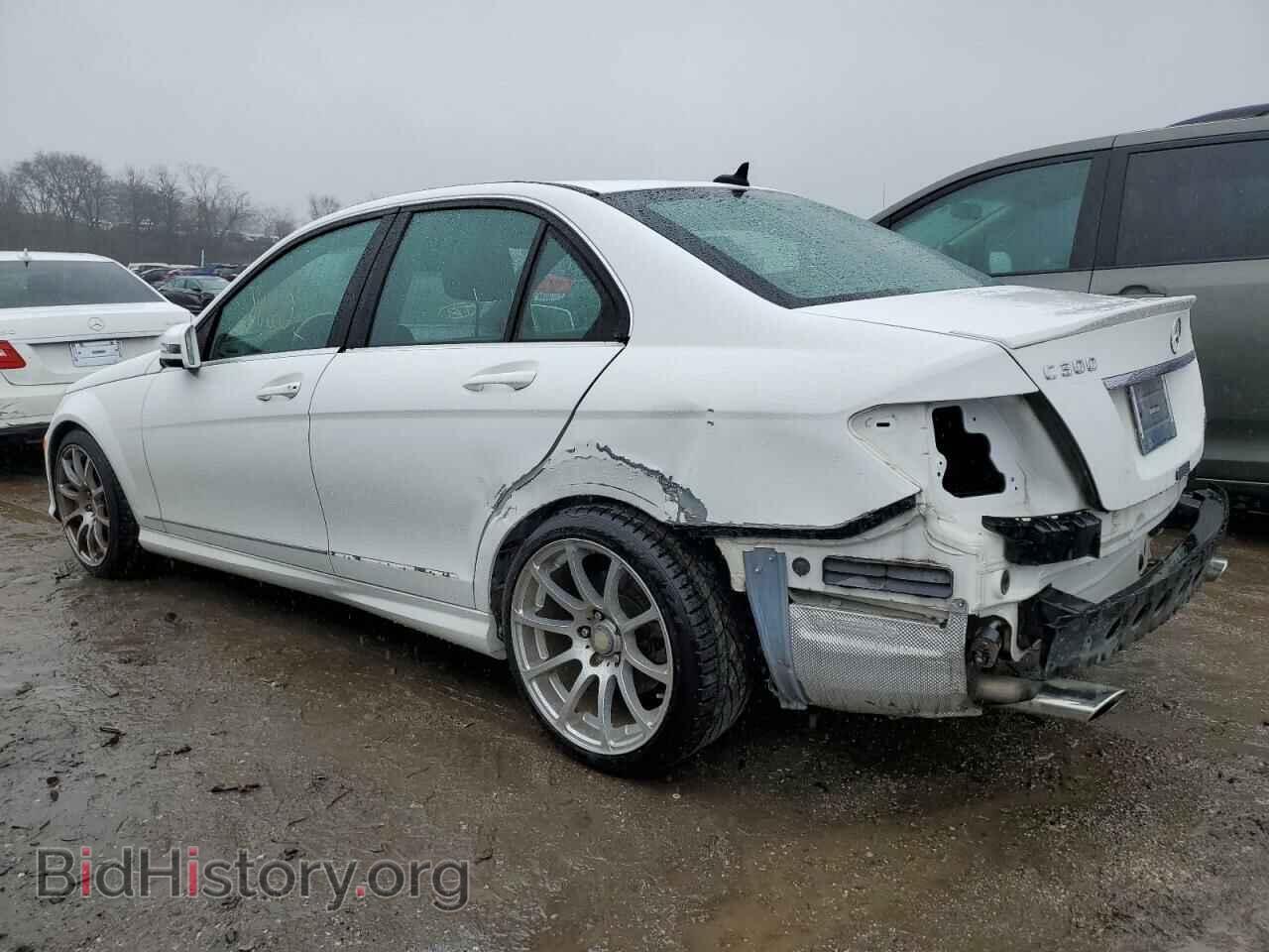2014 MERCEDES-BENZ C-CLASS - VIN: WDDGF8AB7EA953680 - Фото 2