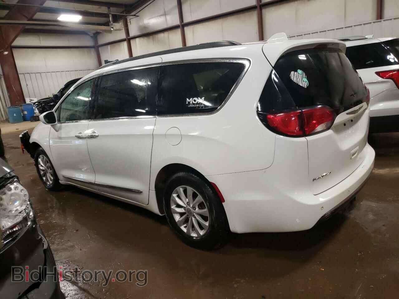 2017 CHRYSLER PACIFICA - VIN: 2C4RC1BG0HR524409 - Photo 2