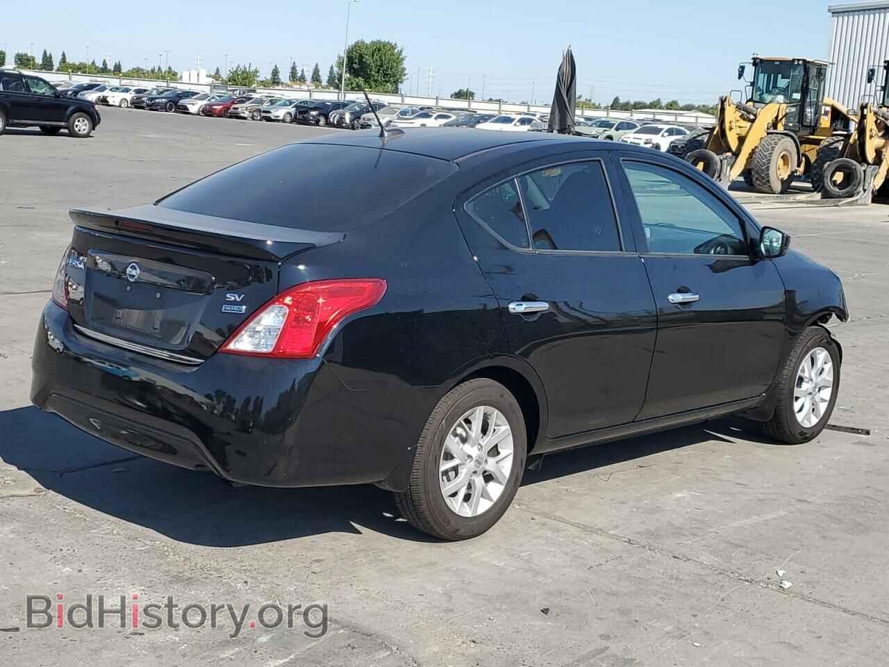 2017 NISSAN VERSA - VIN: 3N1CN7AP3HL853514 - Фото 3