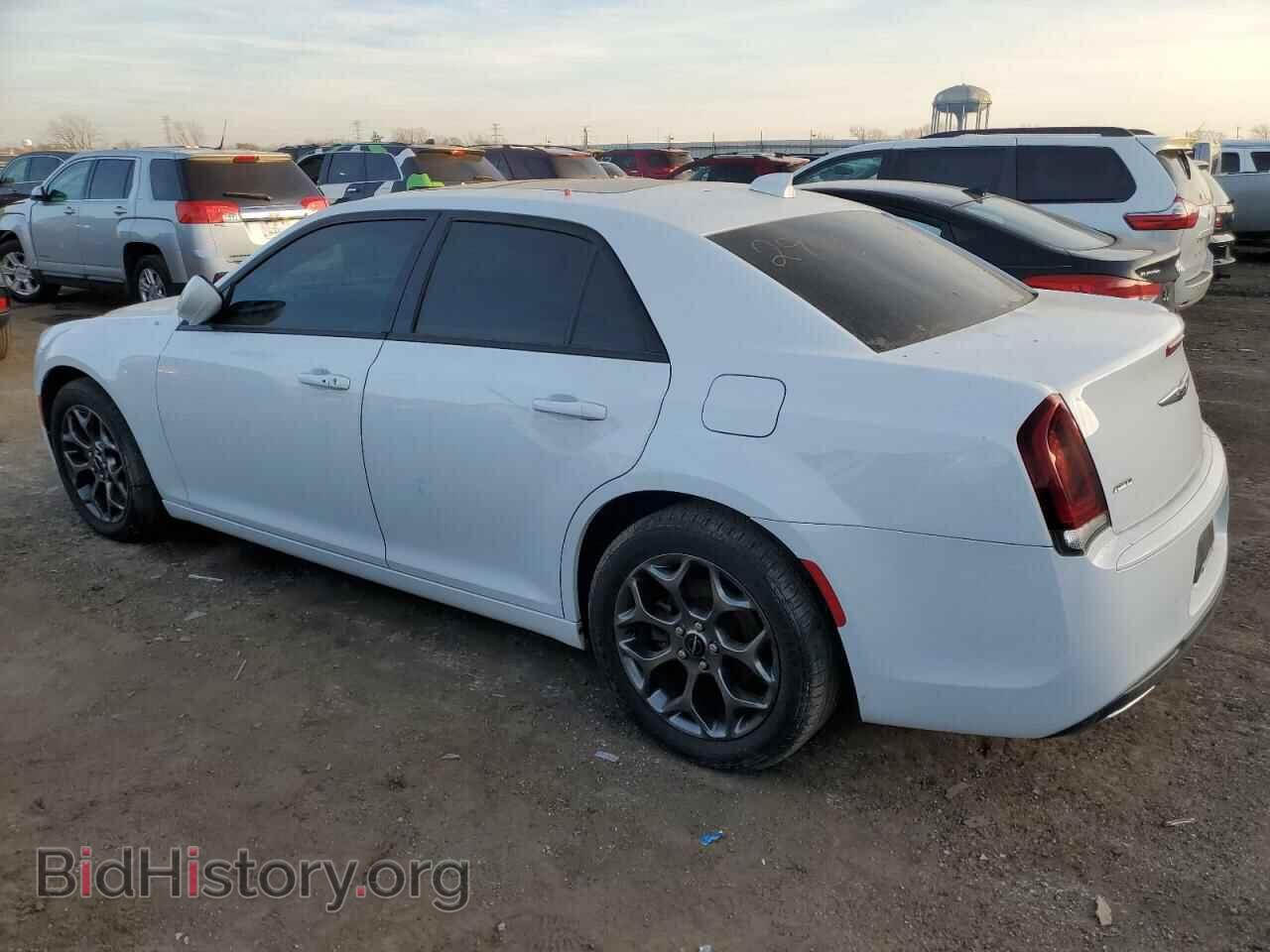 2015 CHRYSLER 300 - VIN: 2C3CCAGG6FH860281 - Фото 2