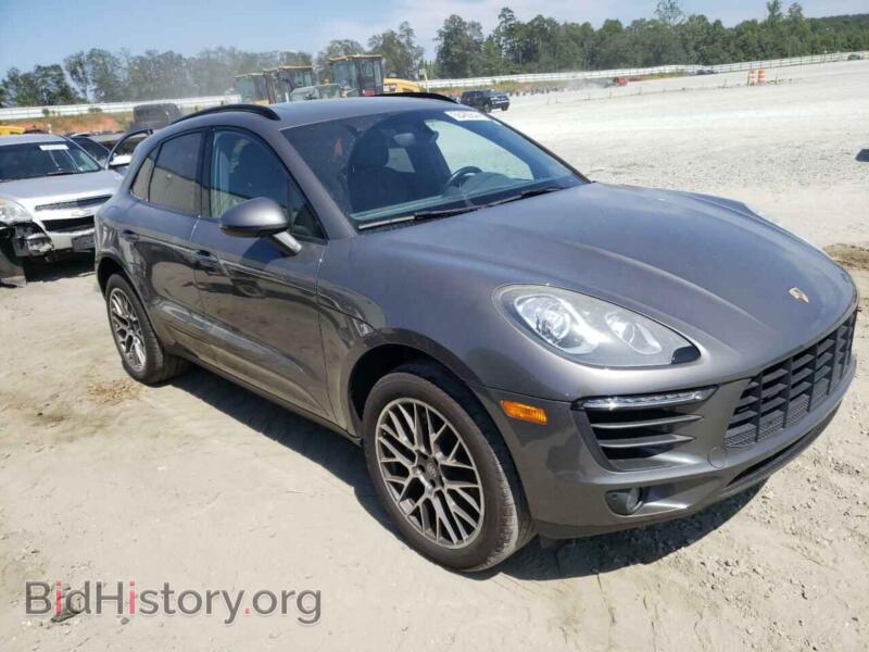 2016 Porsche MACAN (VIN WP1AB2A57GLB49971) — photo 4 of 12