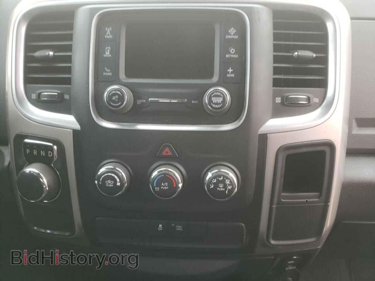 2018 RAM 1500 - VIN: 1C6RR6GG2JS298728 - Фото 9