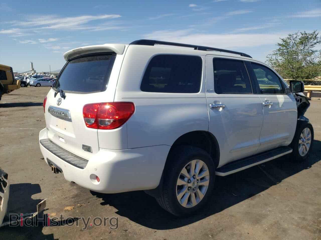 2008 TOYOTA SEQUOIA - VIN: 5TDBY67A78S018720 - Фото 3