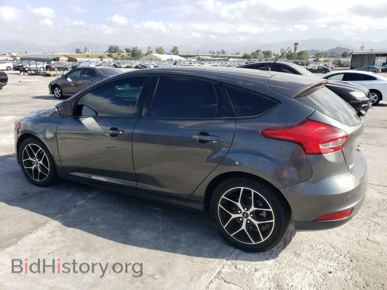 2017 FORD FOCUS - VIN: 1FADP3M2XHL303832 - Photo 2