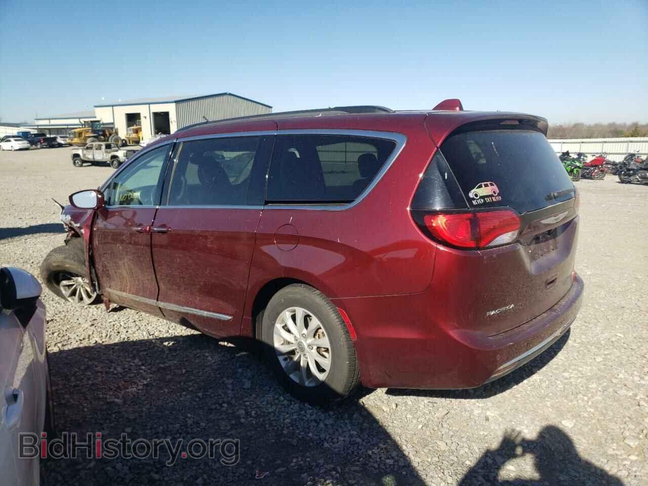 2017 CHRYSLER PACIFICA - VIN: 2C4RC1BG7HR534970 - Фото 2