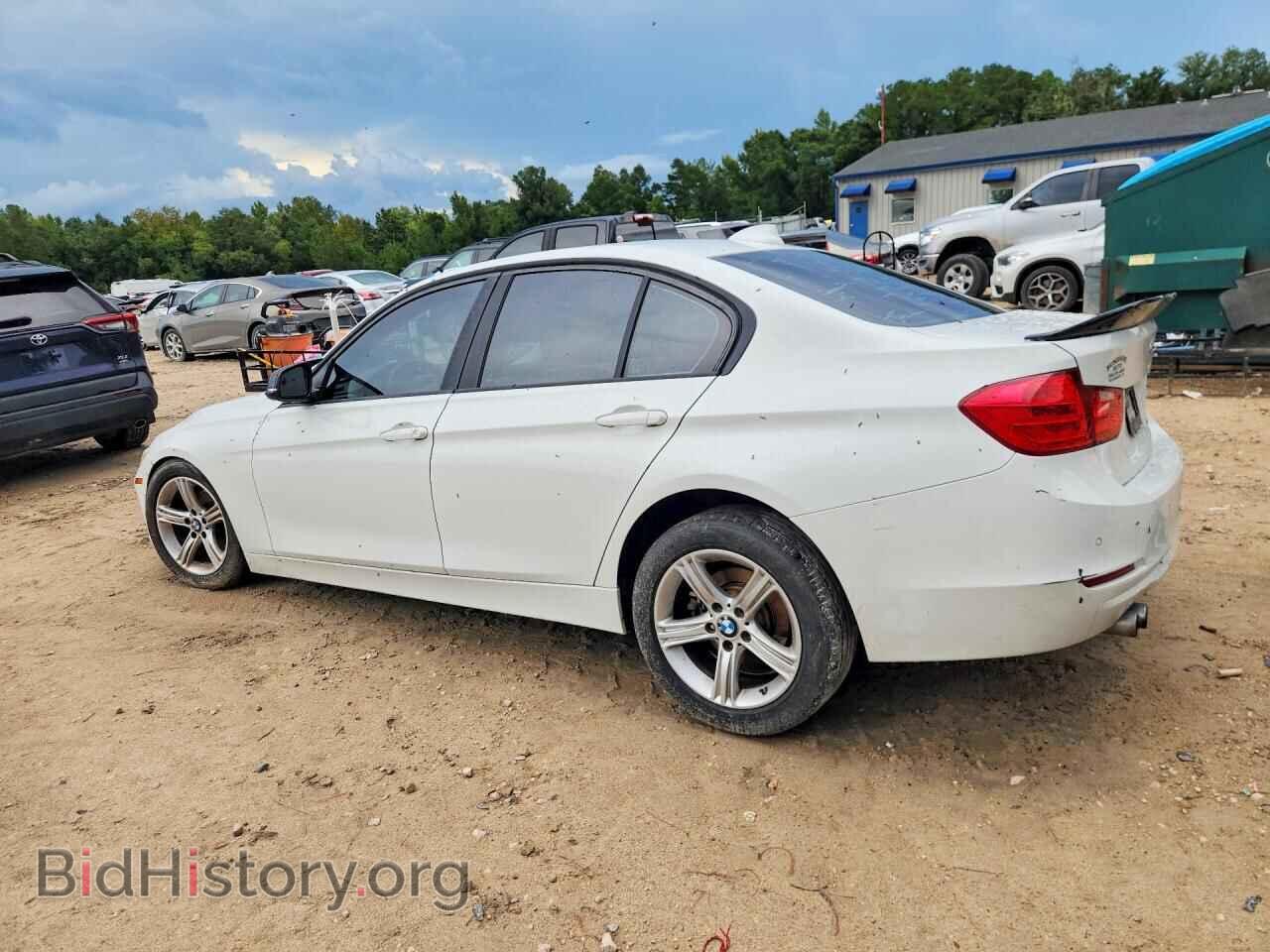2015 BMW 3 SERIES - VIN: WBA3A5C59FP605520 - Photo 2