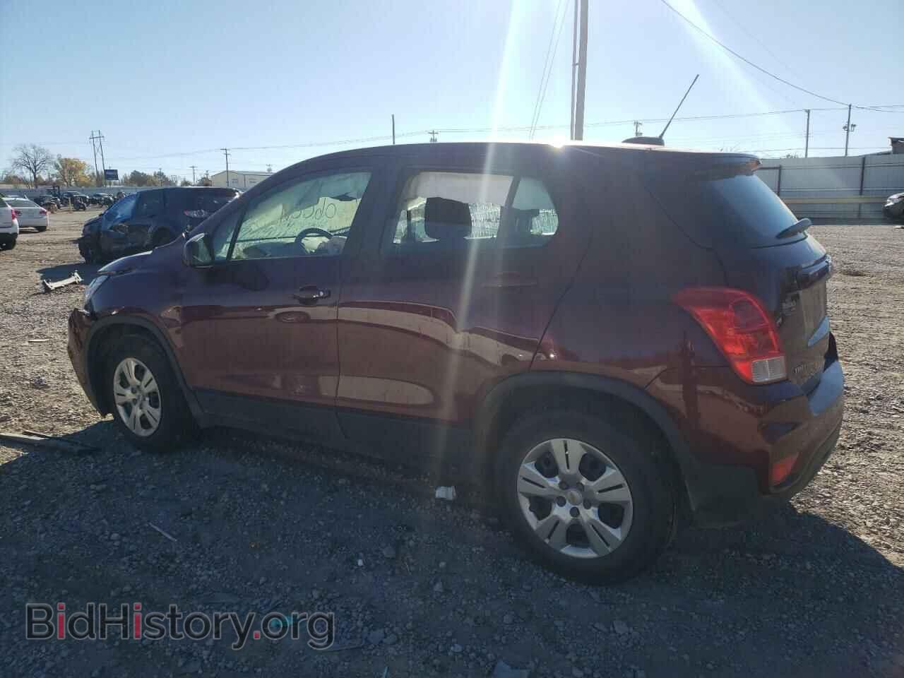 2017 CHEVROLET TRAX - VIN: 3GNCJKSBXHL271237 - Фото 2