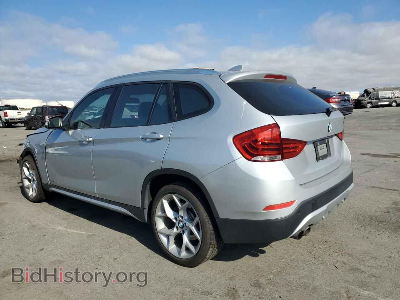 2015 BMW X1 - VIN: WBAVM1C58FV497766 - Фото 2