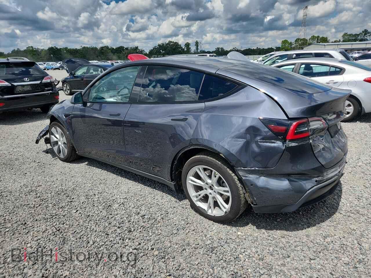 2021 TESLA MODEL Y - VIN: 5YJYGDEE1MF186844 - Photo 2