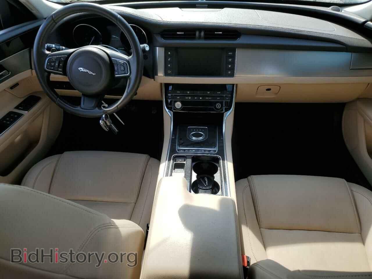 2017 JAGUAR XF - VIN: SAJBD4BN2HCY43190 - Фото 8