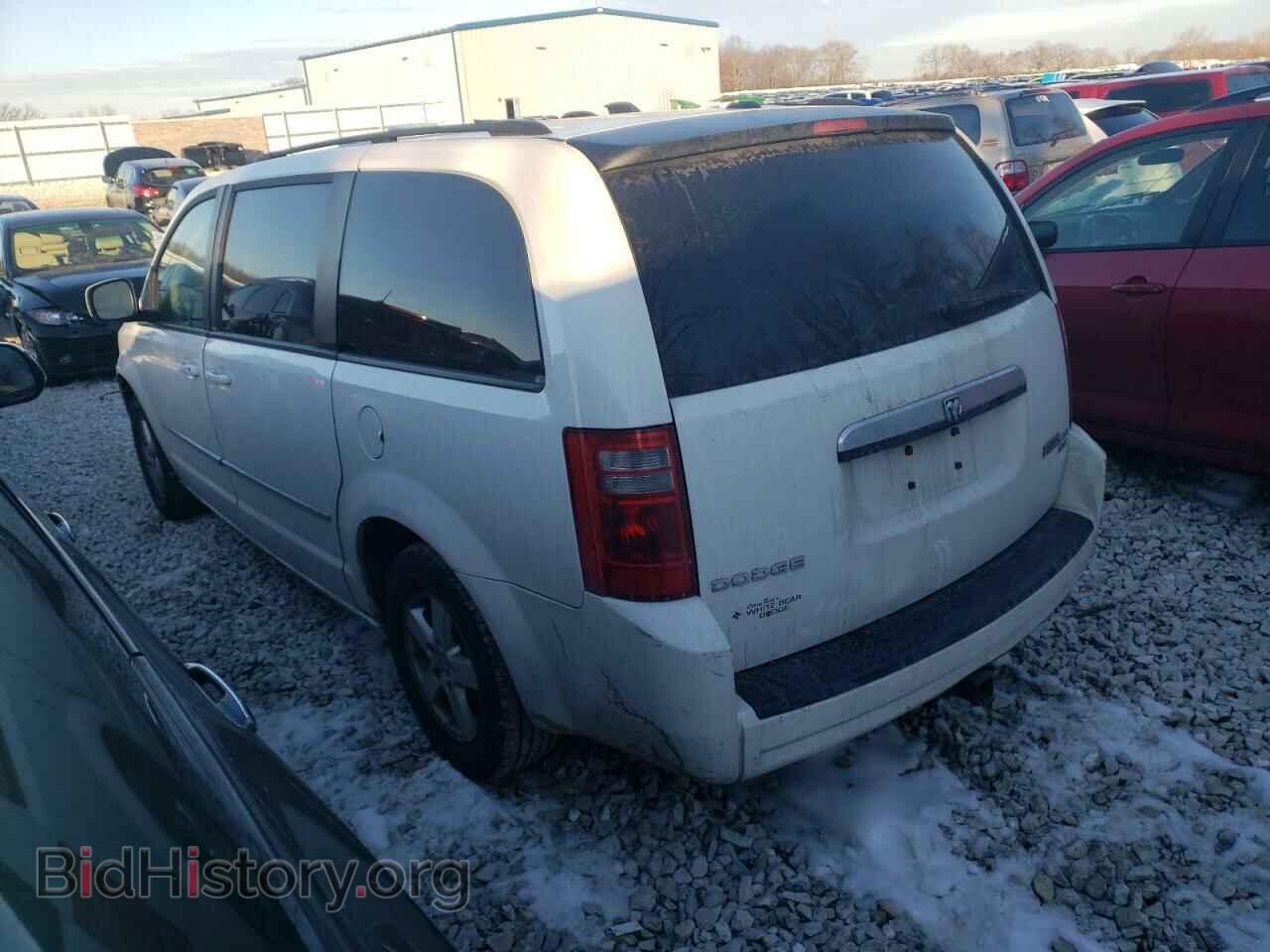 2010 DODGE CARAVAN - VIN: 2D4RN5D16AR107766 - Photo 2