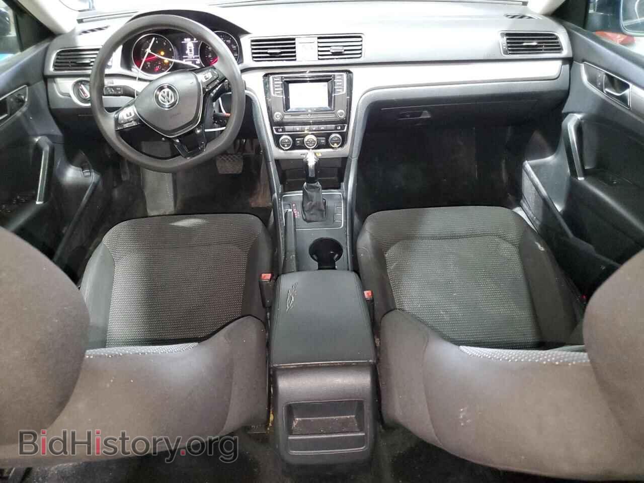 2017 VOLKSWAGEN PASSAT - VIN: 1VWAT7A34HC018599 - Фото 8