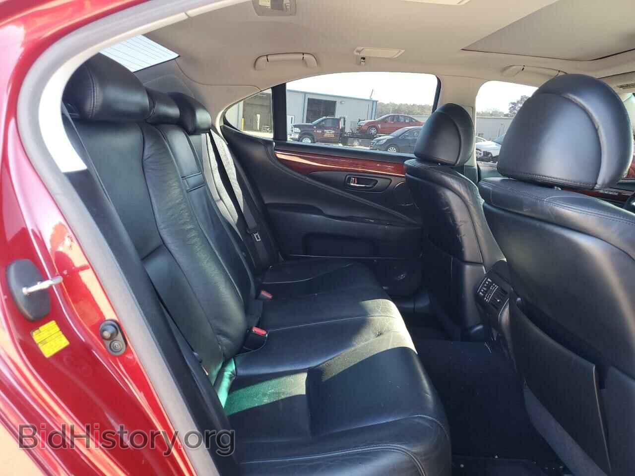 2011 LEXUS LS460 - VIN: JTHBL5EF2B5102012 - Photo 10