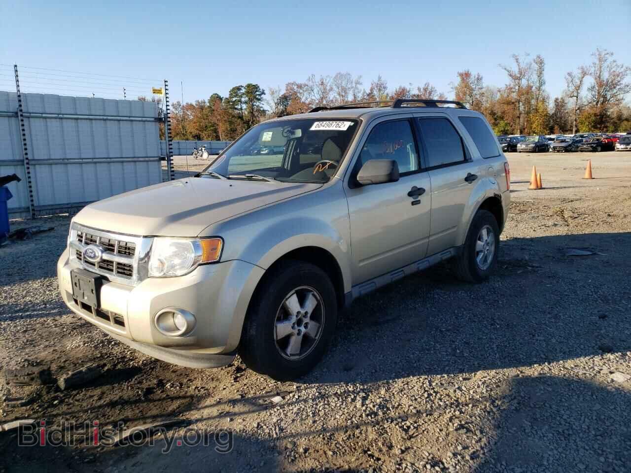 Фотография 1FMCU0D78AKA68492 - FORD ESCAPE 2010