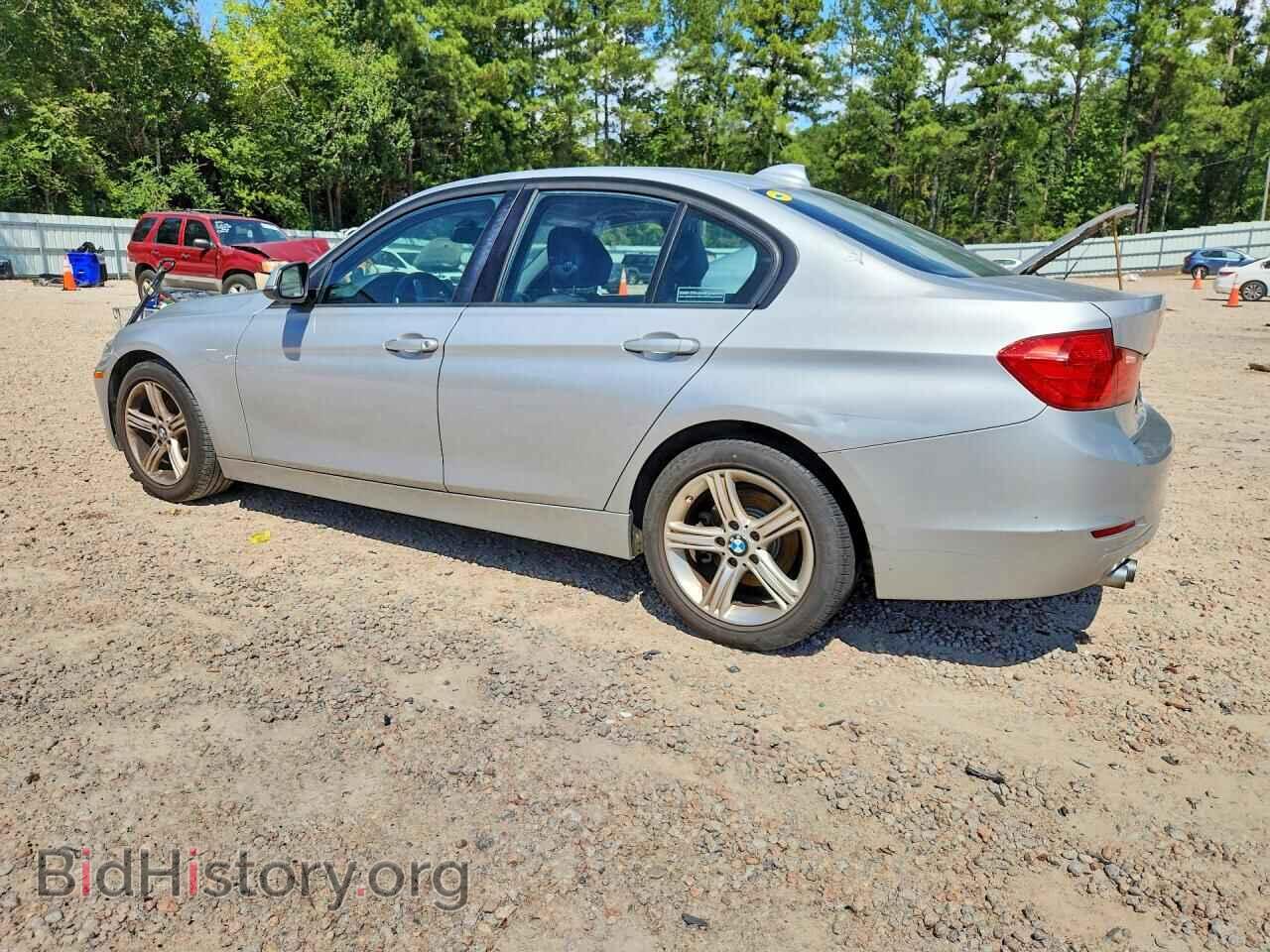 2013 BMW 3 SERIES - VIN: WBA3A5C55DF359052 - Photo 2