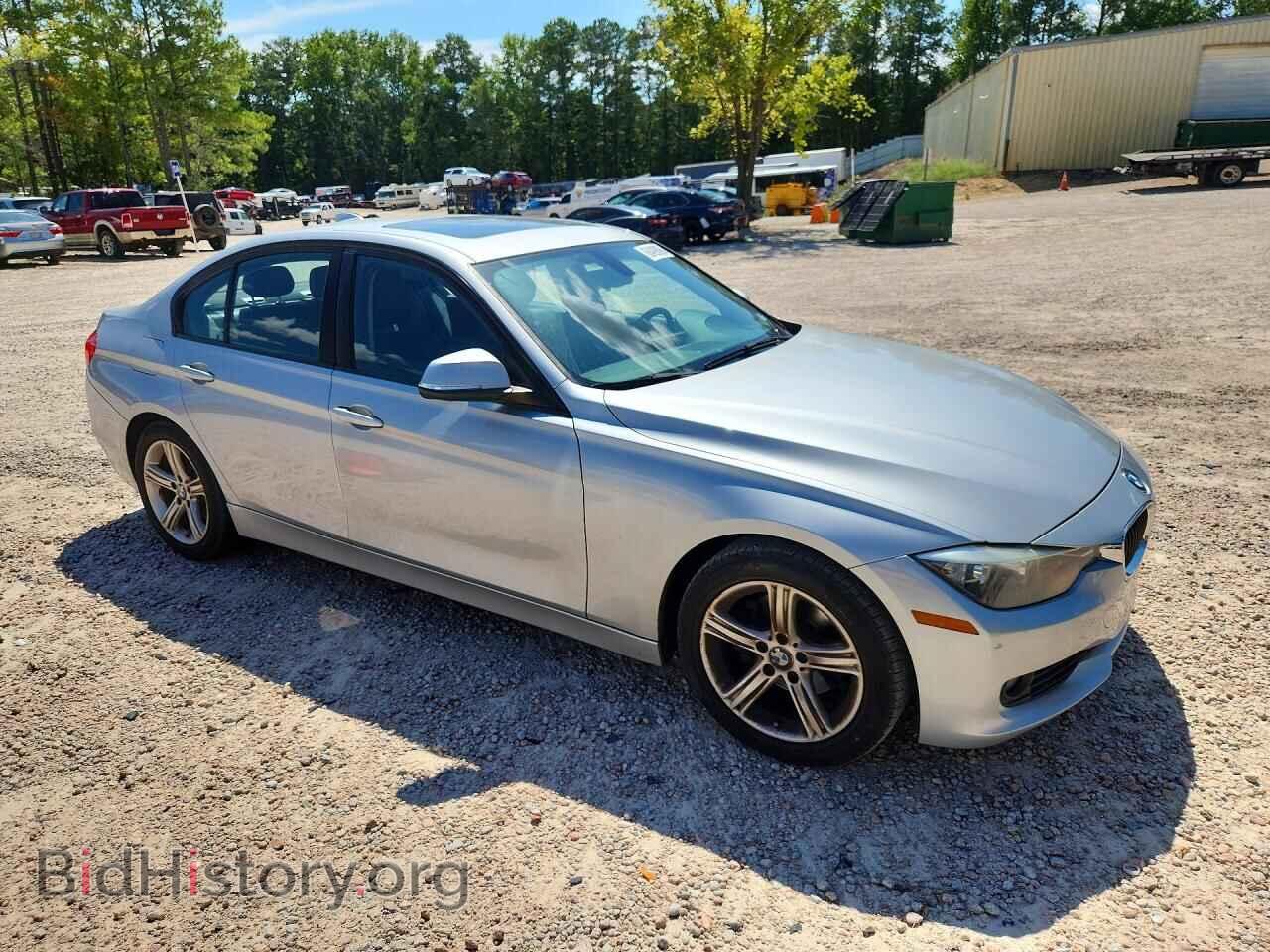 2013 BMW 3 SERIES - VIN: WBA3A5C55DF359052 - Photo 4
