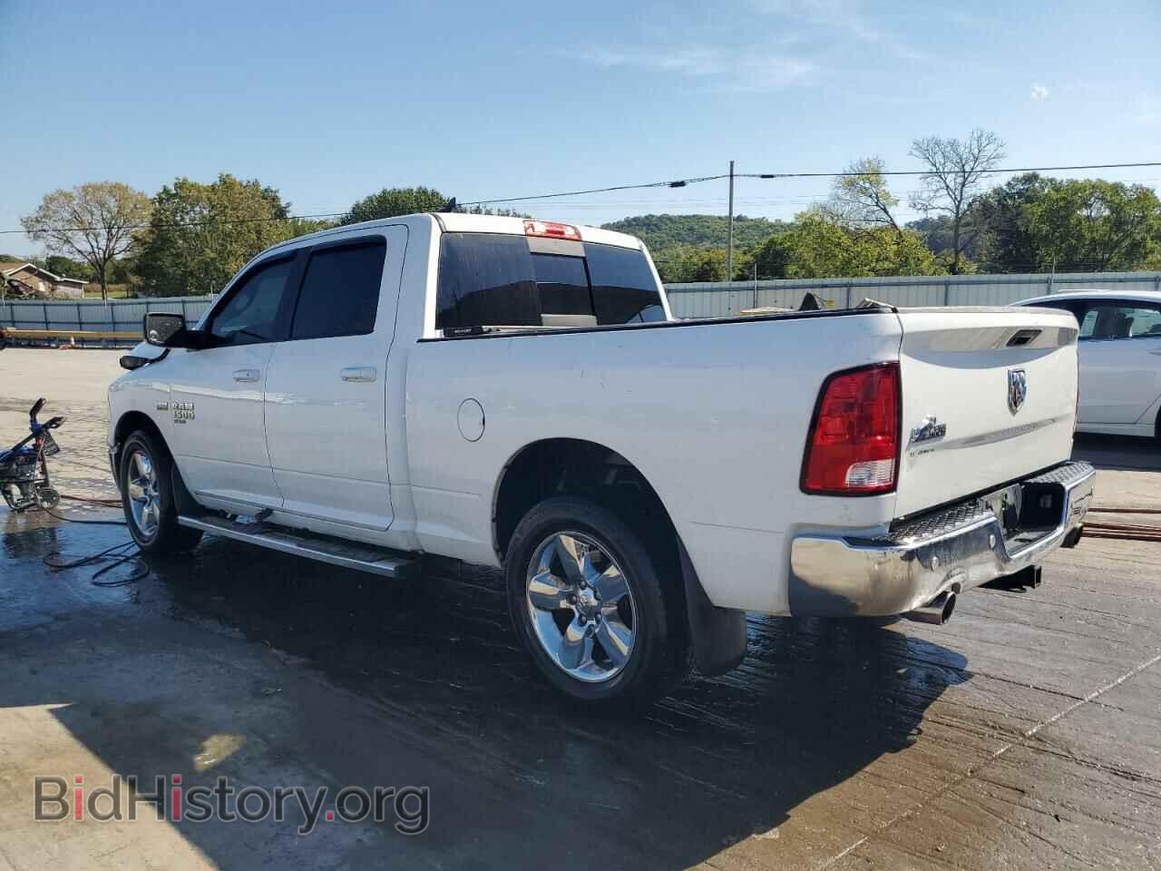 2019 RAM 1500 - VIN: 1C6RR6TT1KS571601 - Фото 2