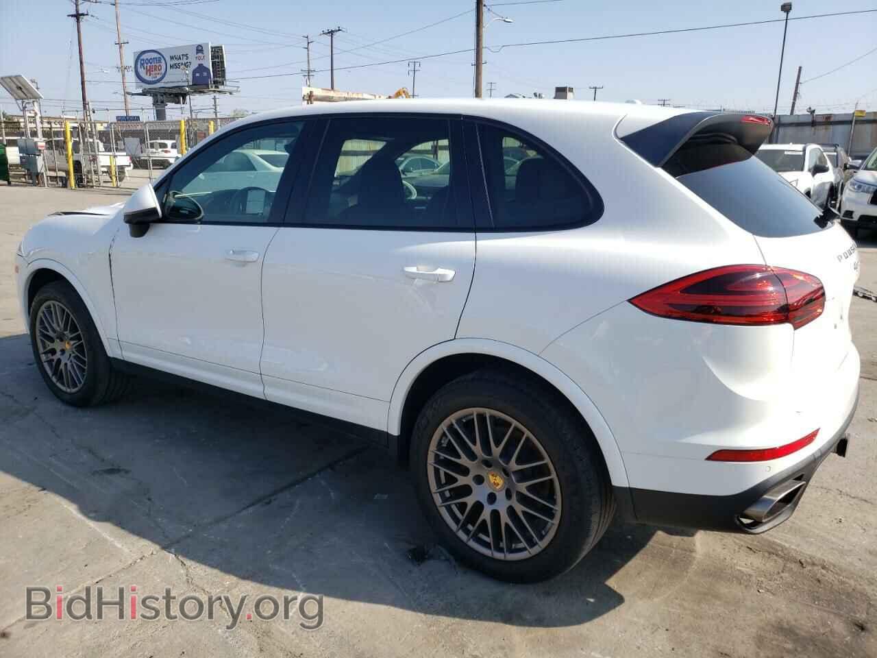 2018 PORSCHE CAYENNE - VIN: WP1AA2A23JKA07249 - Фото 2