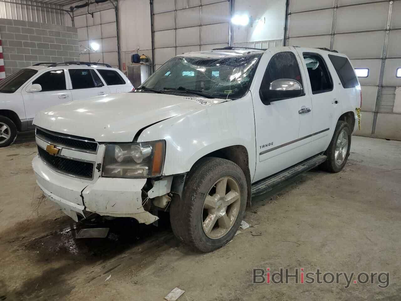 Photo 1GNSCCE03DR102590 - CHEVROLET TAHOE 2013
