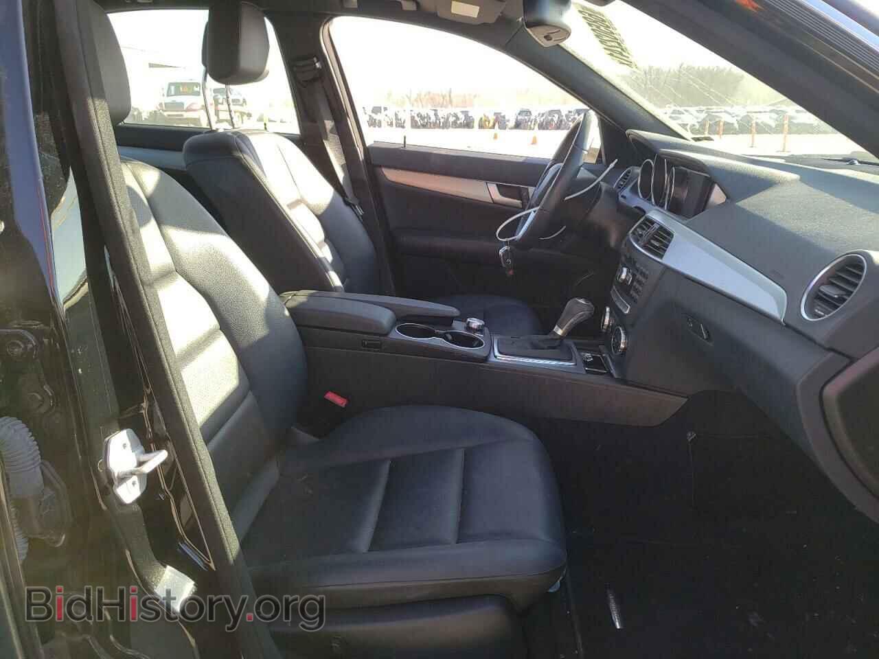 2014 MERCEDES-BENZ C-CLASS - VIN: WDDGF8AB2EA910056 - Фото 5