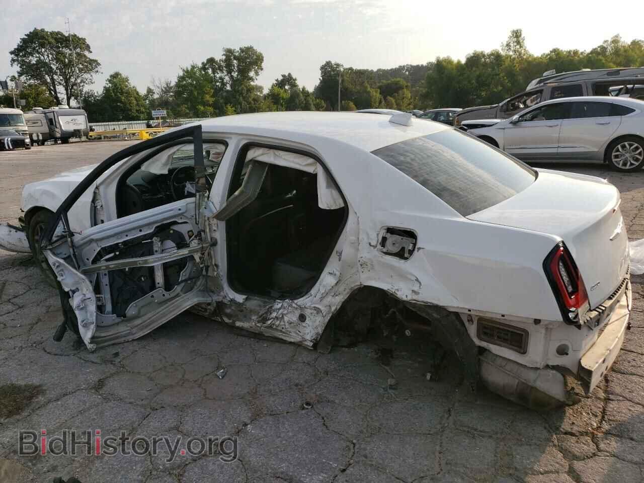 2015 CHRYSLER 300 - VIN: 2C3CCAGG9FH883036 - Фото 2
