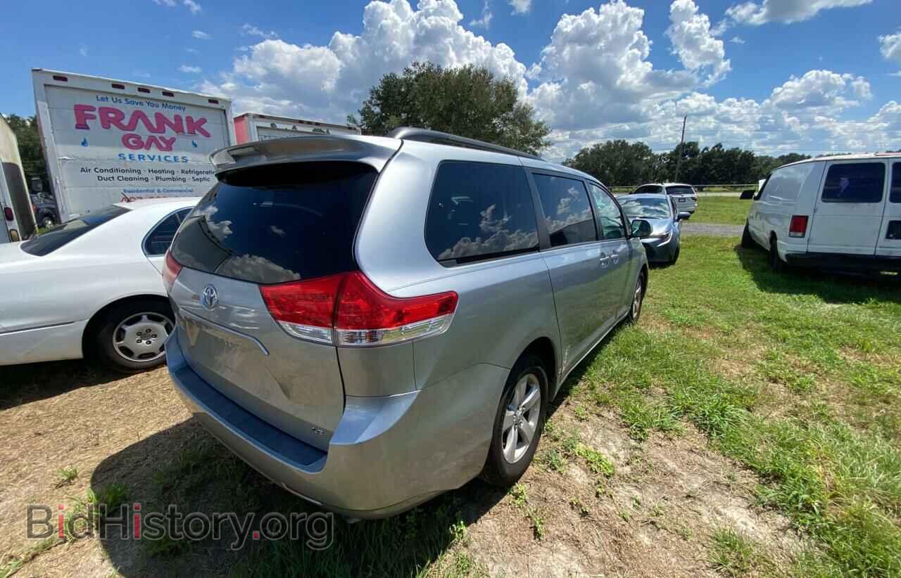 2011 TOYOTA All Models - VIN: 5TDKK3DC1BS065268 - Фото 4