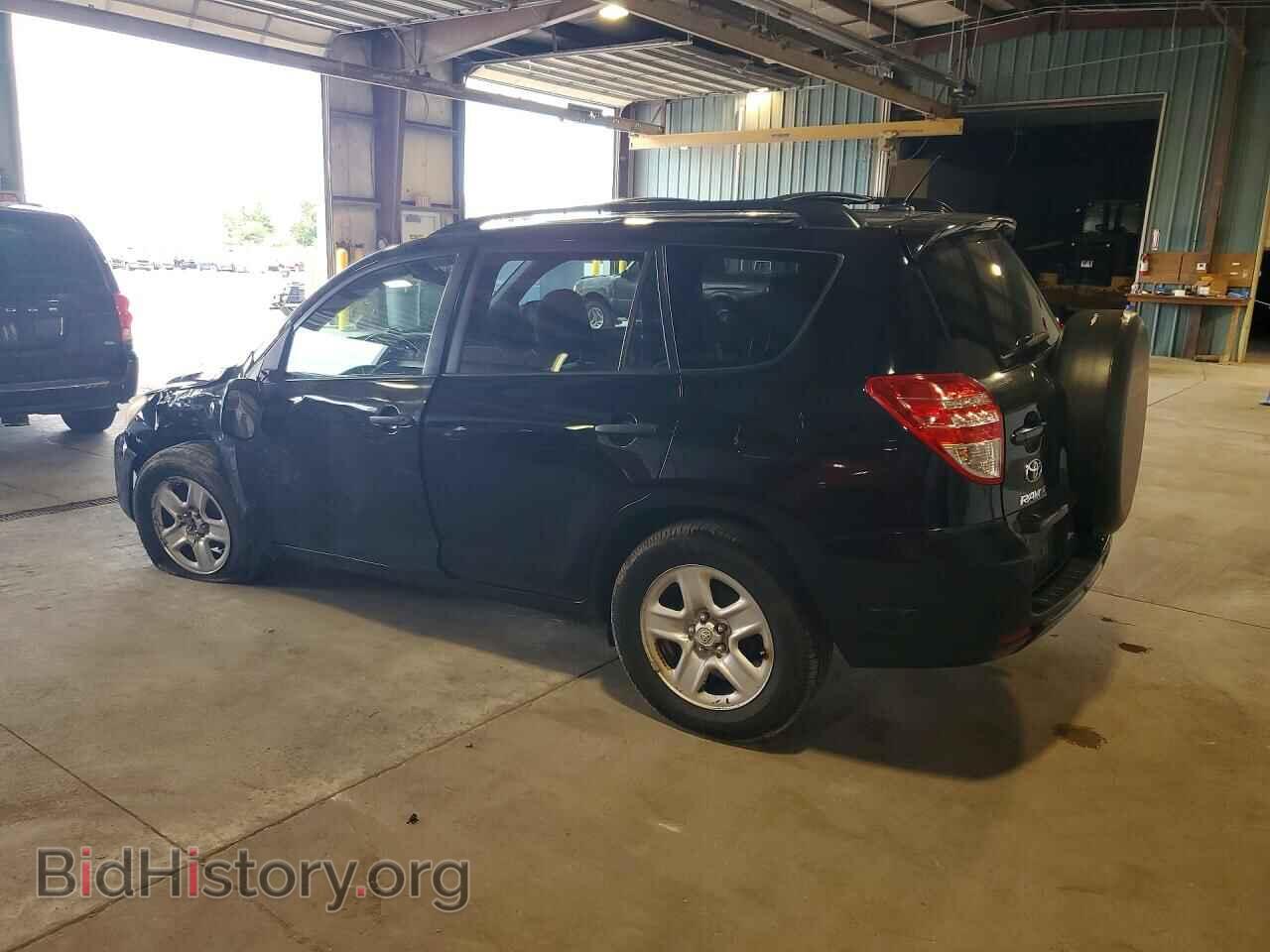 2011 TOYOTA RAV4 - VIN: 2T3BF4DV9BW115506 - Фото 2