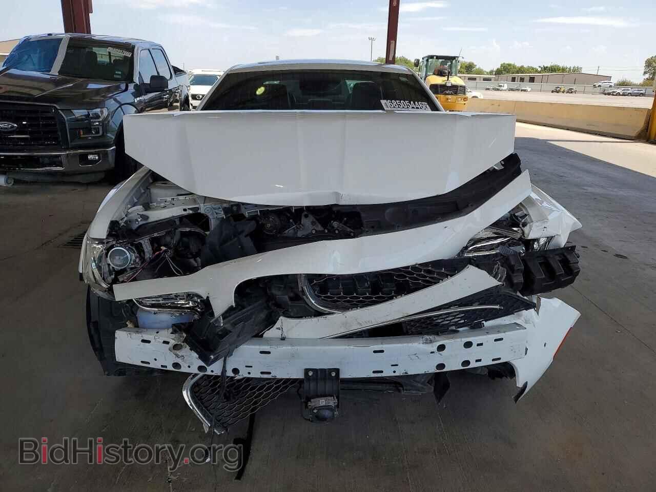 2019 CHRYSLER 300 - VIN: 2C3CCAEG6KH592748 - Photo 5