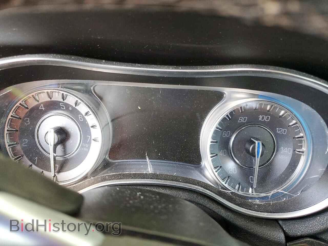 2019 CHRYSLER 300 - VIN: 2C3CCAEG6KH592748 - Photo 9
