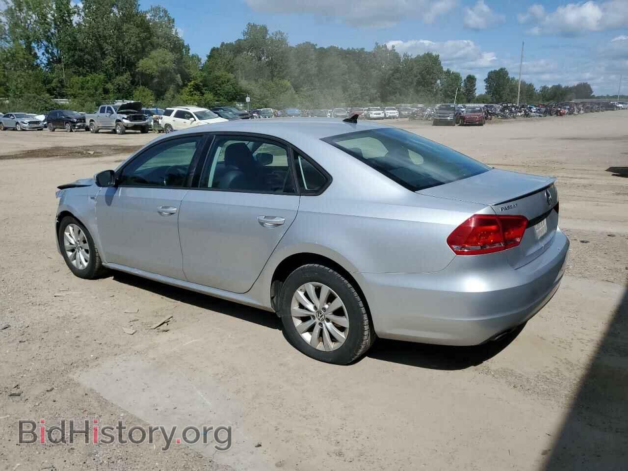 2014 VOLKSWAGEN PASSAT - VIN: 1VWAT7A30EC069366 - Фото 2