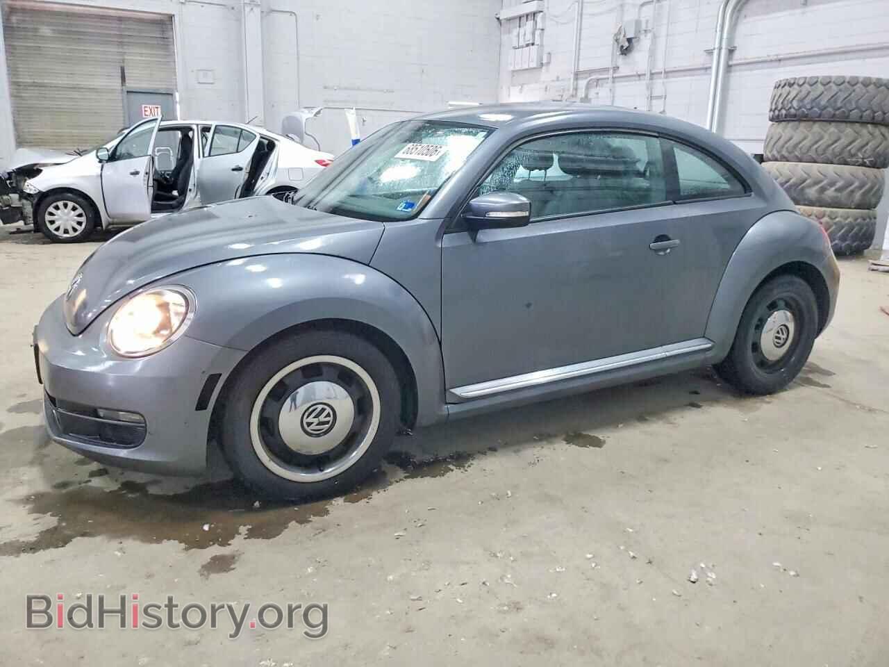 Photo 3VWJP7AT3CM647251 - VOLKSWAGEN BEETLE 2012