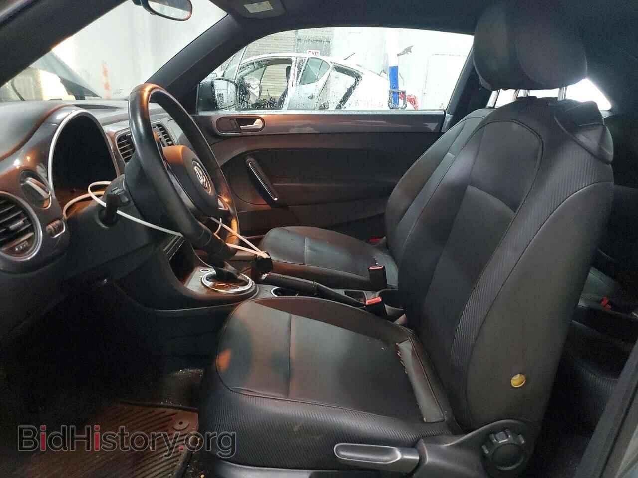 2012 VOLKSWAGEN BEETLE - VIN: 3VWJP7AT3CM647251 - Photo 7
