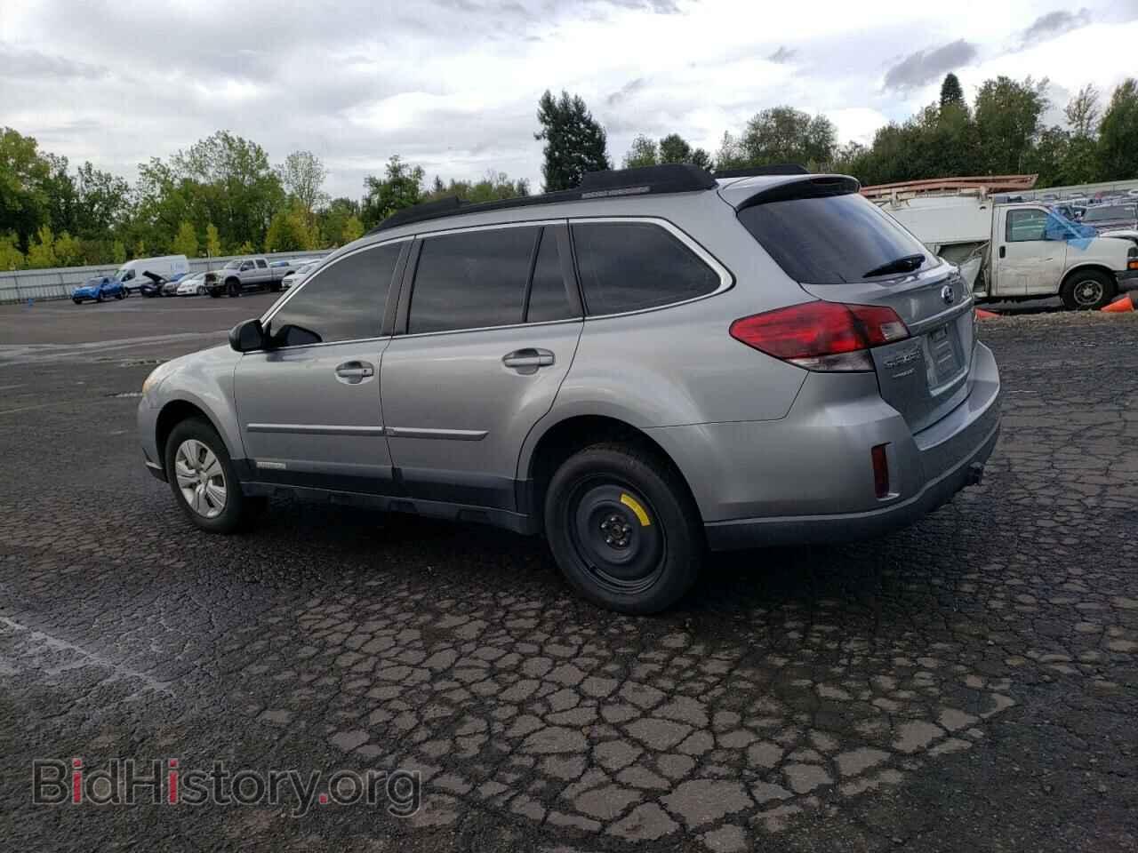 2011 SUBARU OUTBACK - VIN: 4S4BRBAC9B3421683 - Photo 2