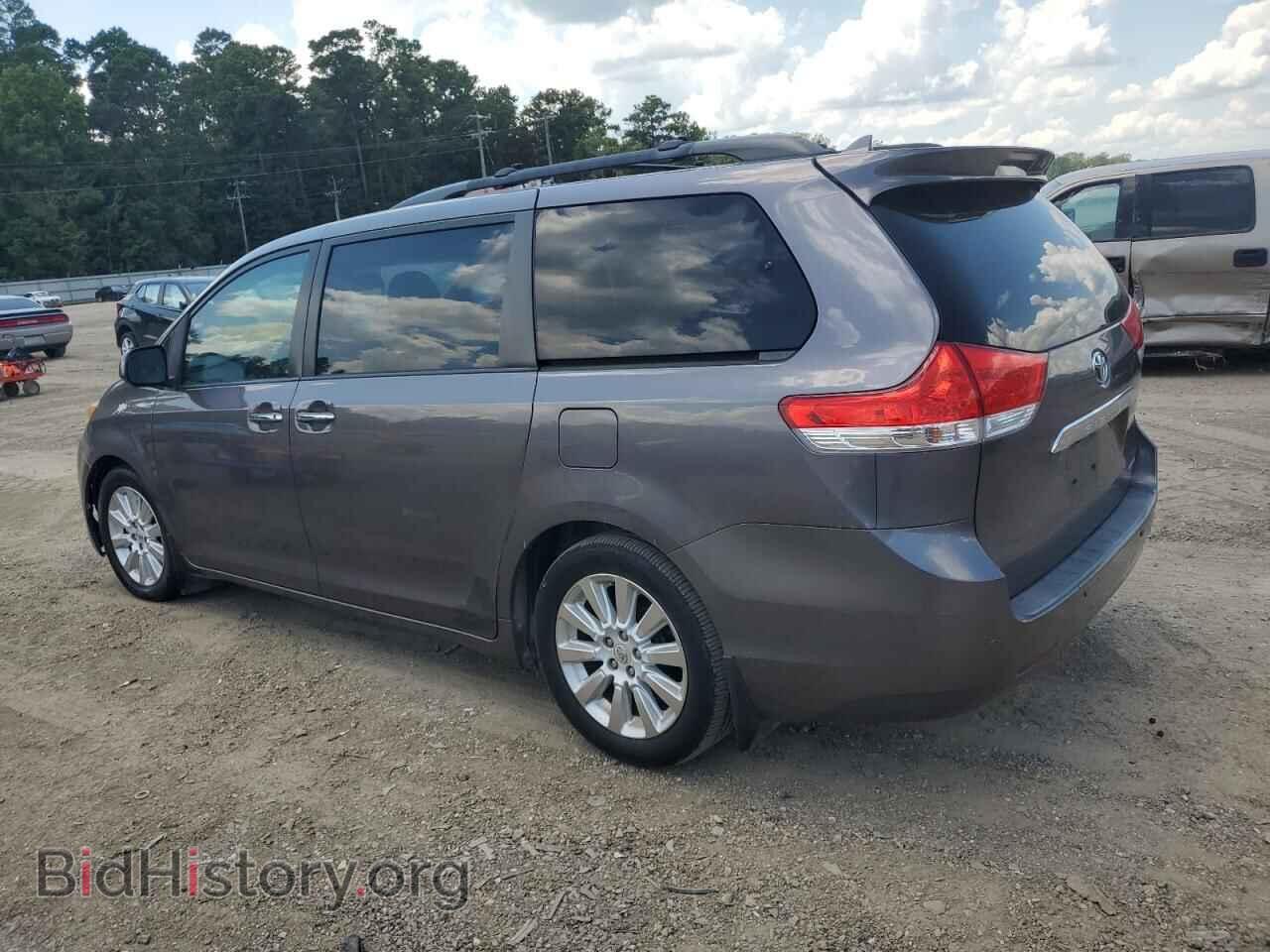 2011 TOYOTA All Models - VIN: 5TDYK3DC8BS064418 - Фото 2