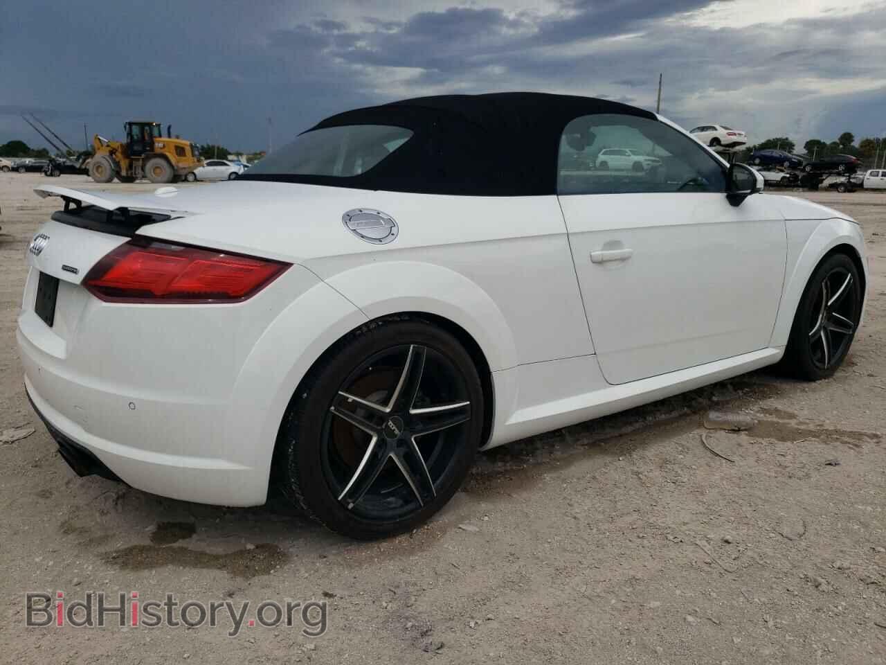 2018 AUDI TT - VIN: TRUT5CFV3J1012275 - Фото 3