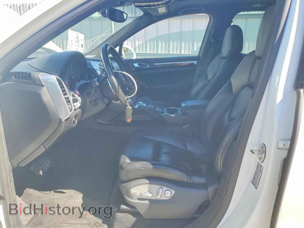 2017 PORSCHE CAYENNE - VIN: WP1AA2A24HKA82424 - Photo 7